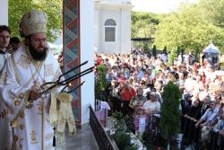 Mii de credincioşi prezenţi la hramul mănăstirilor Sfântului Ilie din Episcopia Caransebesului